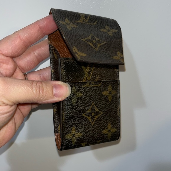 Louis Vuitton LV Vintage Cigarette Holder - Picture 3 of 14